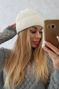 Kesi Čiapka tenká Weronika K249 ecru