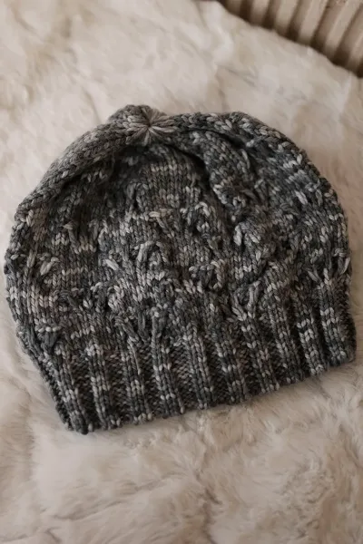 Kesi Čapica s fleece Roksana K209 tmavošedý