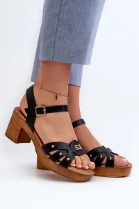 Dámske sandále Kesi