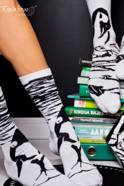 ZOOKSY/RAINBOW SOCKS Dúhové ponožky ponožky so zvieracími motívmi orámom čiernych a bielych 2 párov