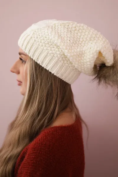 Kesi Čapica s fleece Sandra K210 ecru
