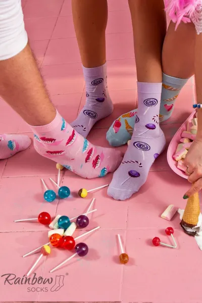 ZOOKSY/RAINBOW SOCKS Dúhové ponožky ponožky sladkosti v krabici s 3 pármi