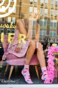 ZOOKSY/RAINBOW SOCKS Dúhové ponožky ponožky sladkosti v krabici s 3 pármi