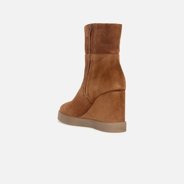 Brown women's ankle boots Geox Elidea Wedge - Women's