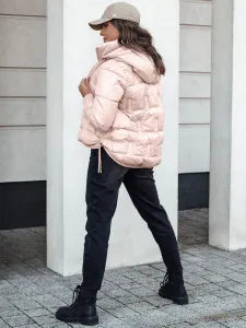 Kurtka damska FASHWARM krótka pikowana z kapturem różowa Dstreet