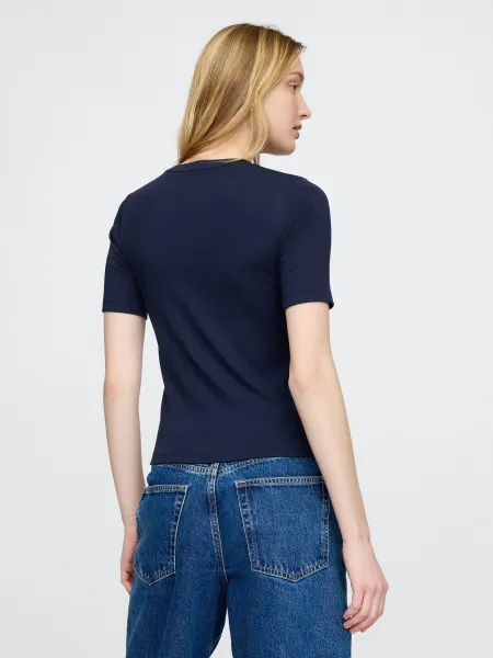 GAP Short-sleeved T-shirt - Women's
