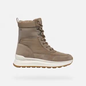 Beige women's ankle boots Geox Spherica Actif X2 - Women's