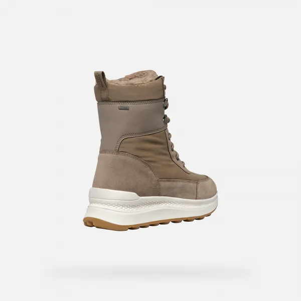 Beige women's ankle boots Geox Spherica Actif X2 - Women's