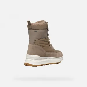 Beige women's ankle boots Geox Spherica Actif X2 - Women's