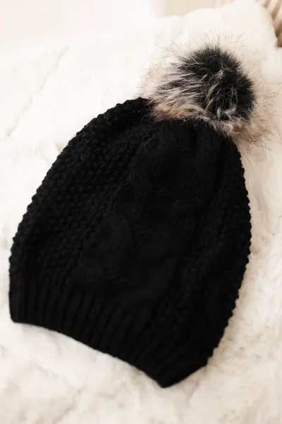 marka niezdefiniowana Čapica s fleece Sandra K210 čierna