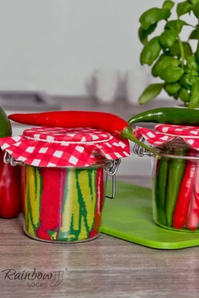 ZOOKSY/RAINBOW SOCKS Dúhové ponožky ponožky Zelenina v nádobe chilli hrachu s mrkvou 2 pármi