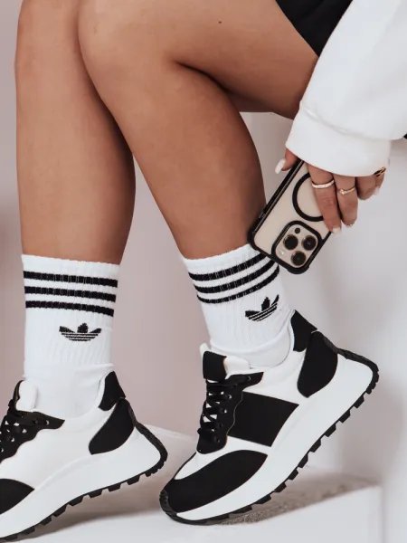 Dámske čierne sneakersy NEWSTREET
