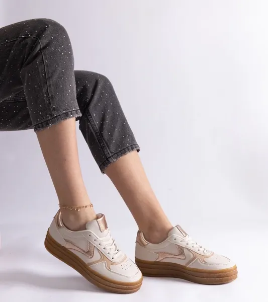 D/CEO White trainers Justar