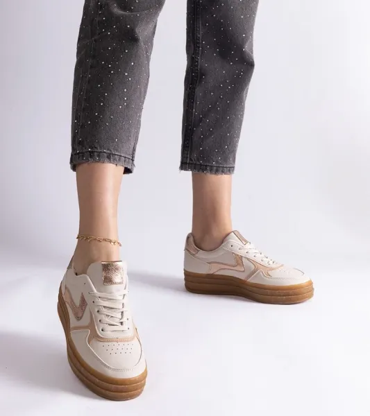 D/CEO White trainers Justar