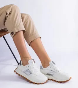 D/CEO White trainers Justar