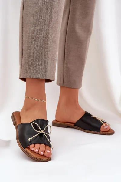 PS1 Sandal Na Plochéj Podošve S Ozdobnou Mašľou Čierne Deonelis