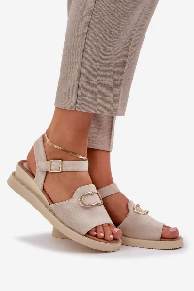 PE2 Dámske Sandále Na Klíne S Ozdobou Béžové Salianes