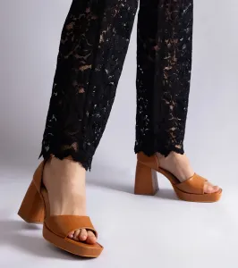 D/CEO Yellow sandals Dolores