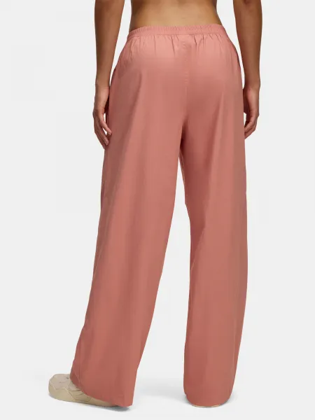 Women's Sports Pants Under Armour UA Unstoppable Wvn Parachute - Women's