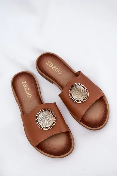 Zazoo 2938 Kožené Sandále S Ploším Opätkom A Dekoráciou Camel