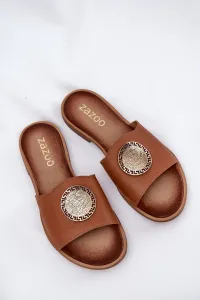 Zazoo 2938 Kožené Sandále S Ploším Opätkom A Dekoráciou Camel