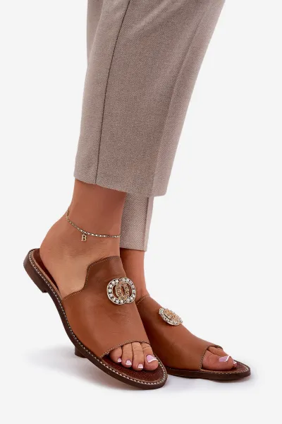 Elegantné Dámske Kožené Pantofle S Dekoráciou Zazoo 3008 Camel
