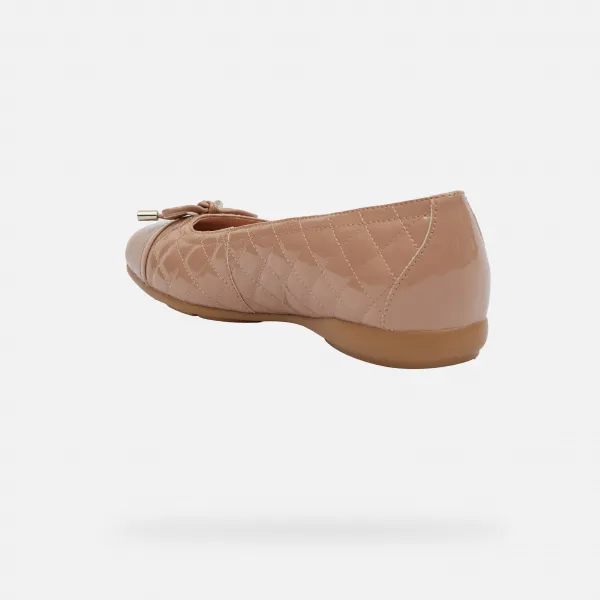 Brown women's ballet flats Geox Annytah - Women's