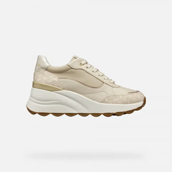 Cream women's sneakers Geox Spherica EC13 - Women's