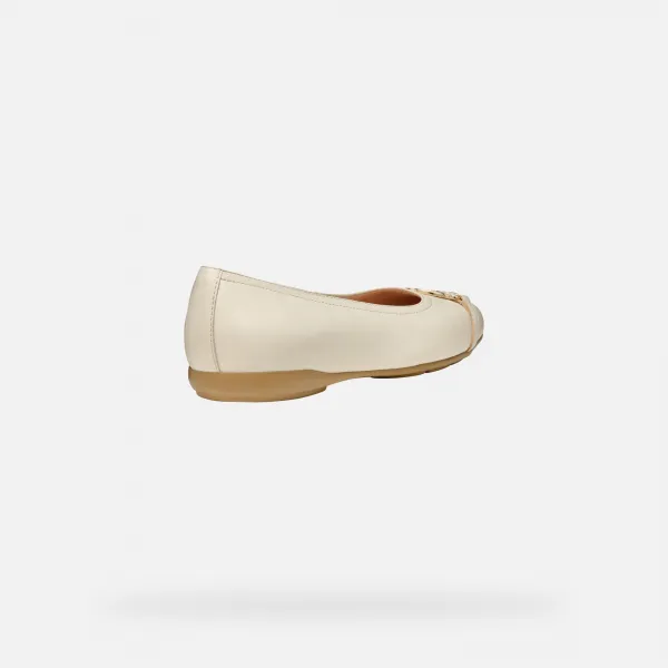 Cream women's ballet flats Geox Annytah - Women's