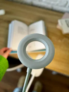 DECOREUM LED stolová lampa s klipom
