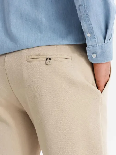 Elegantné kraťasy pre pánov pieskové