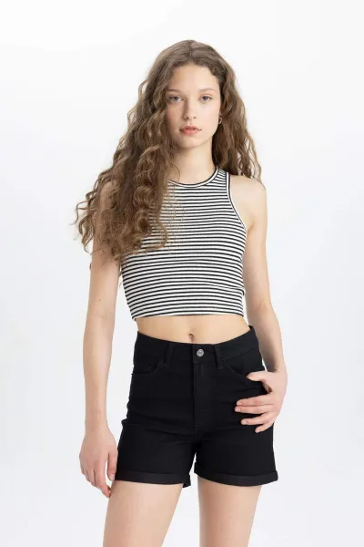 DEFACTO Normal Waist Folded Leg Basic Jean Shorts