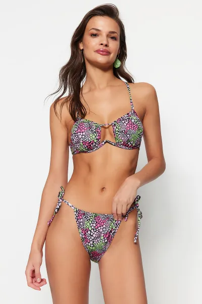 Trendyol kvetinový vzorovaný kravata s vysokými nohami bikiny spodná časť