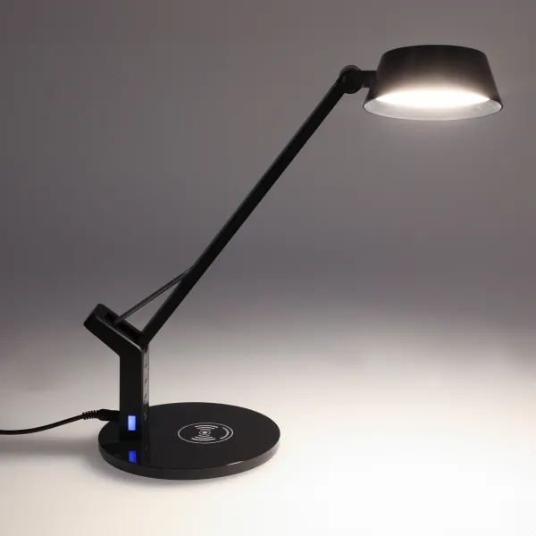 DECOREUM LED stolová lampa