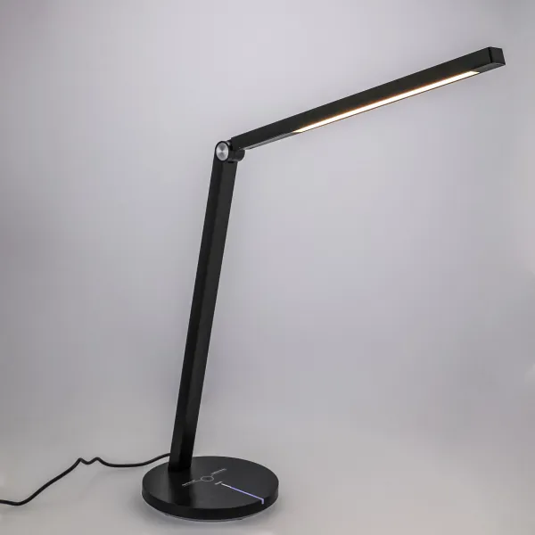 DECOREUM LED stolová lampa