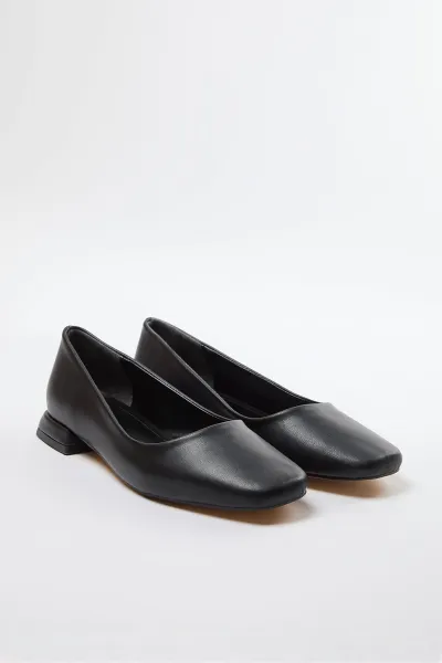 Trendyol Black Square Toe Short Heeled Women's Ballerinas