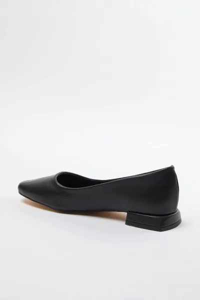 Trendyol Black Square Toe Short Heeled Women's Ballerinas