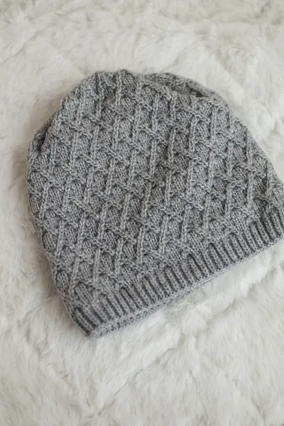 Kesi Čapica s fleece Kratka K204 tmavošedý