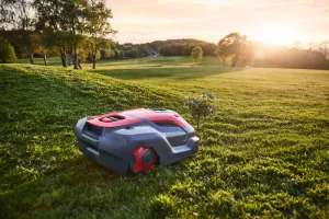 Cramer AiConic 5 RTK – robotická kosačka
