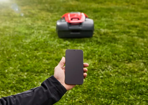 Cramer AiConic 5 RTK – robotická kosačka