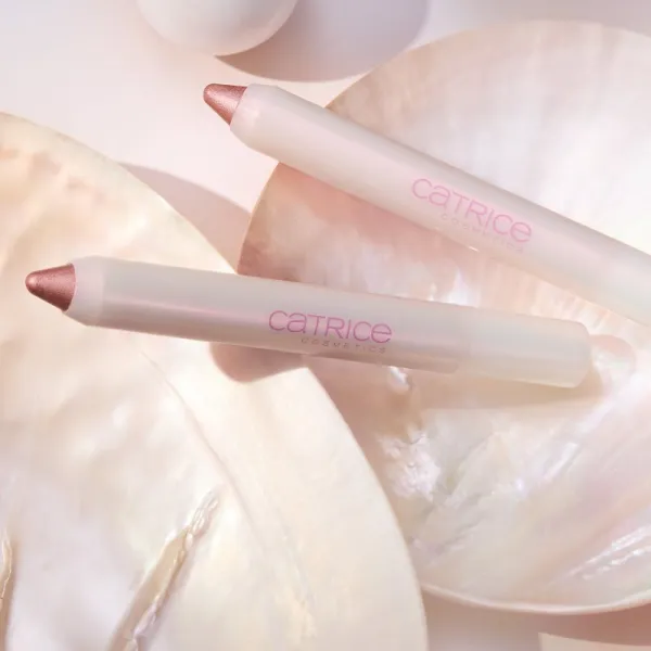 Catrice PEARLFECTION intenzívne očné tiene v tyčinke odtieň 02 Pearl Glaze g