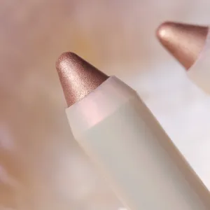 Catrice PEARLFECTION intenzívne očné tiene v tyčinke odtieň 03 Unstoppapearl 2.7 g