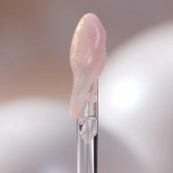 Catrice PEARLFECTION žiarivý lesk na pery odtieň 01 Pearlfect Kiss 3.2 ml