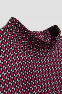 Marisse Patterned Fuchsia Turtleneck Blouse