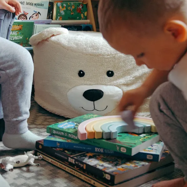 Pohodlnáplyšovátaburetkasmotívommedvedíka