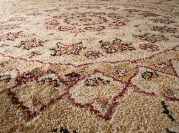 Koberec Salyut 1566-01 Beige