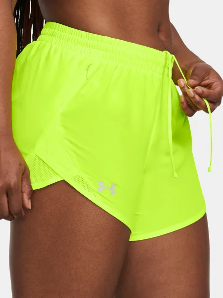 Zelené dámske športové kraťasy Under Armour UA Fly By 3'' Shorts-GRN