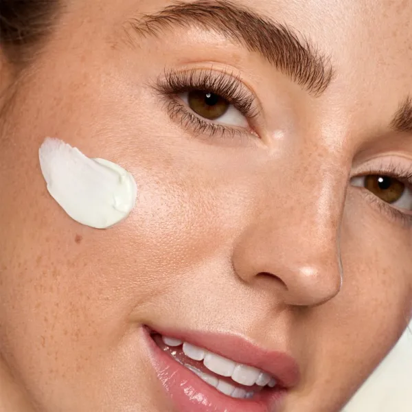 Estée Lauder DayWear Multi-Protection Anti-Oxidant 24H-Moisture Creme (Normal/Combination Skin) denný ochranný krém pre normálnu až zmiešanú pleť SPF