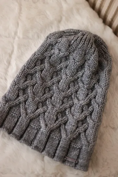 Kesi Čapica с fleece Sonia K201 tmavošedý