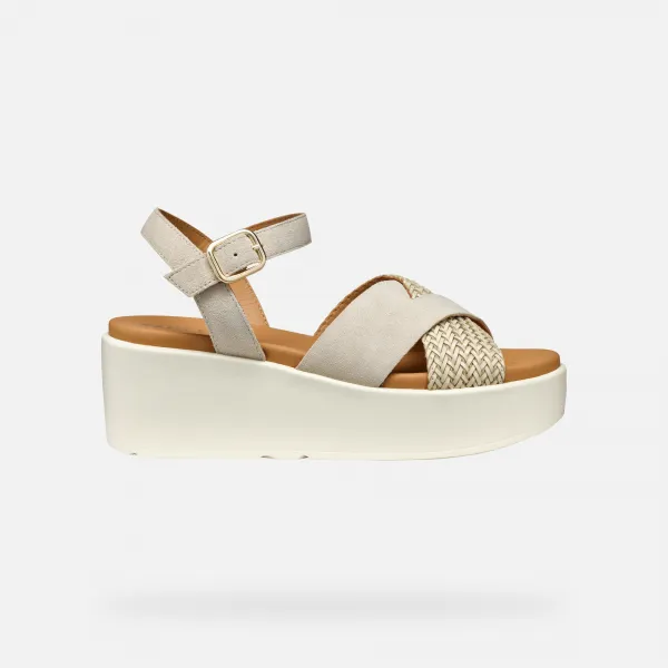 Beige women's sandals Geox XAN2.2S - Women's